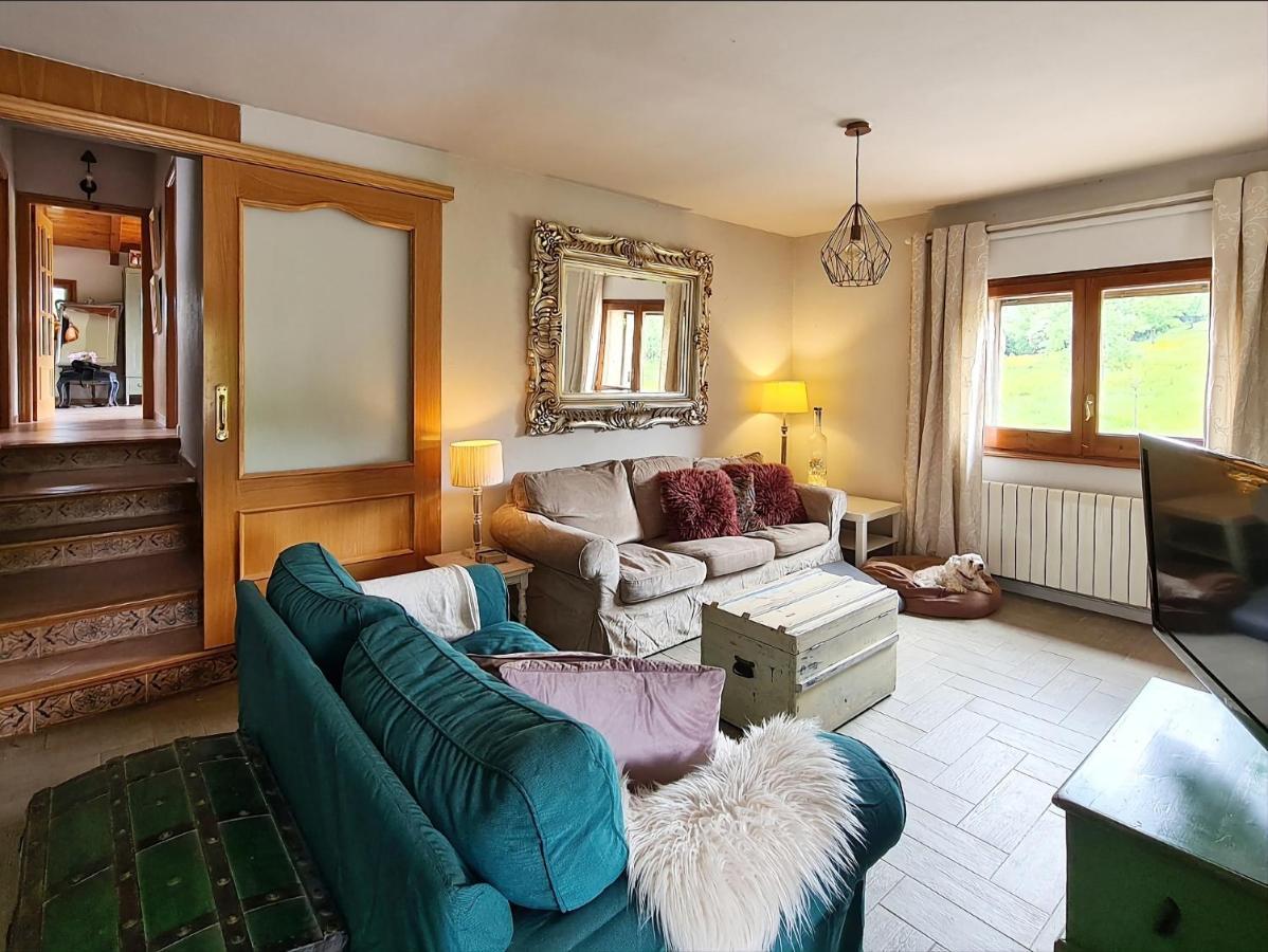Harveys Homestay - Adults Only Mieres  エクステリア 写真