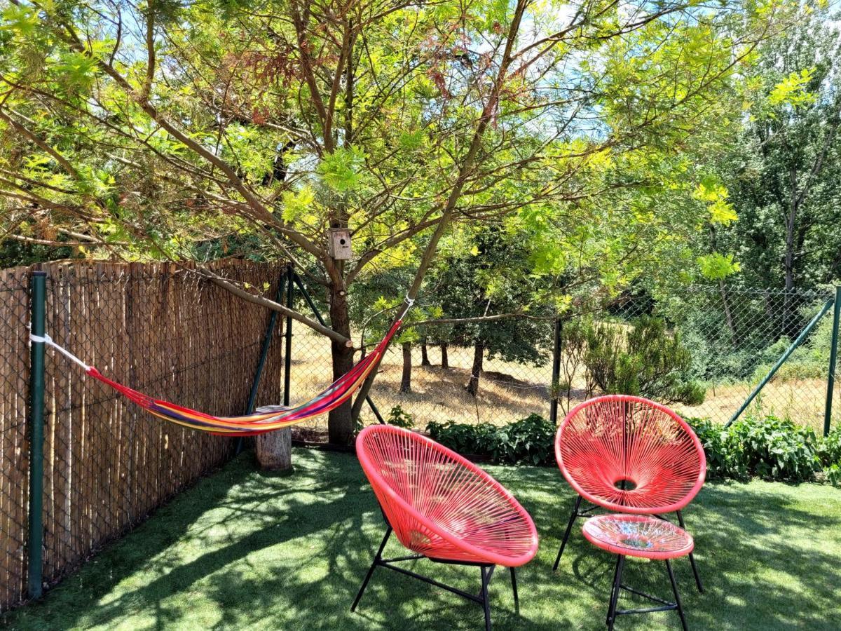 Harveys Homestay - Adults Only Mieres  エクステリア 写真