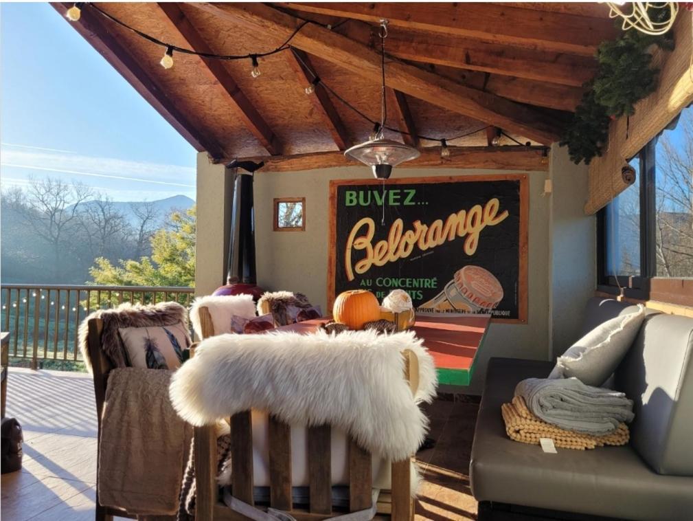 Harveys Homestay - Adults Only Mieres  エクステリア 写真
